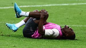 詹姆斯32+14+10浓眉31+9 湖人力克国王三连胜.